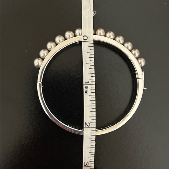 Kate Spade Pearly Delight Faux Pearl Hinged Bangle Silver Tone Bracelet - Picture 11 of 14